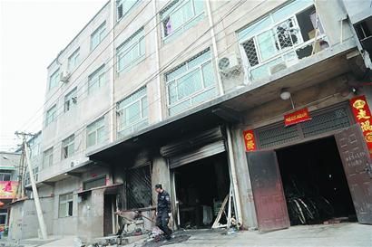 一非法经营服装厂着火北京大兴区17人死亡